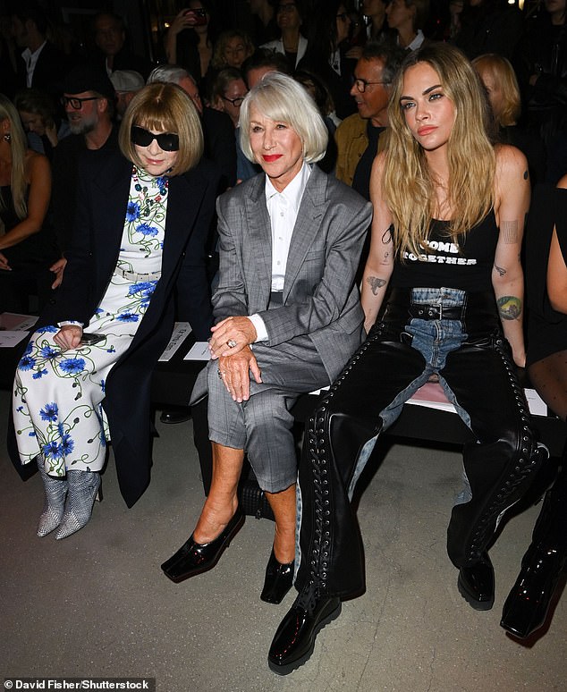 Like Cara, Helen was also seen catching up with Anna as they sat on the front row for the event