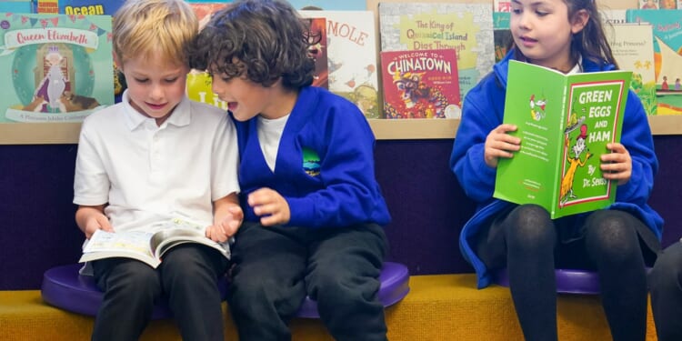 Labour pledge £10m to primary school libraries - as more than 1,700 have no permanent reading space