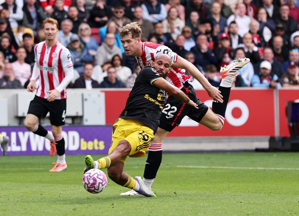 Brentford's Nathan Collins concedes a penalty against Manchester United's Bryan Mbeumo.