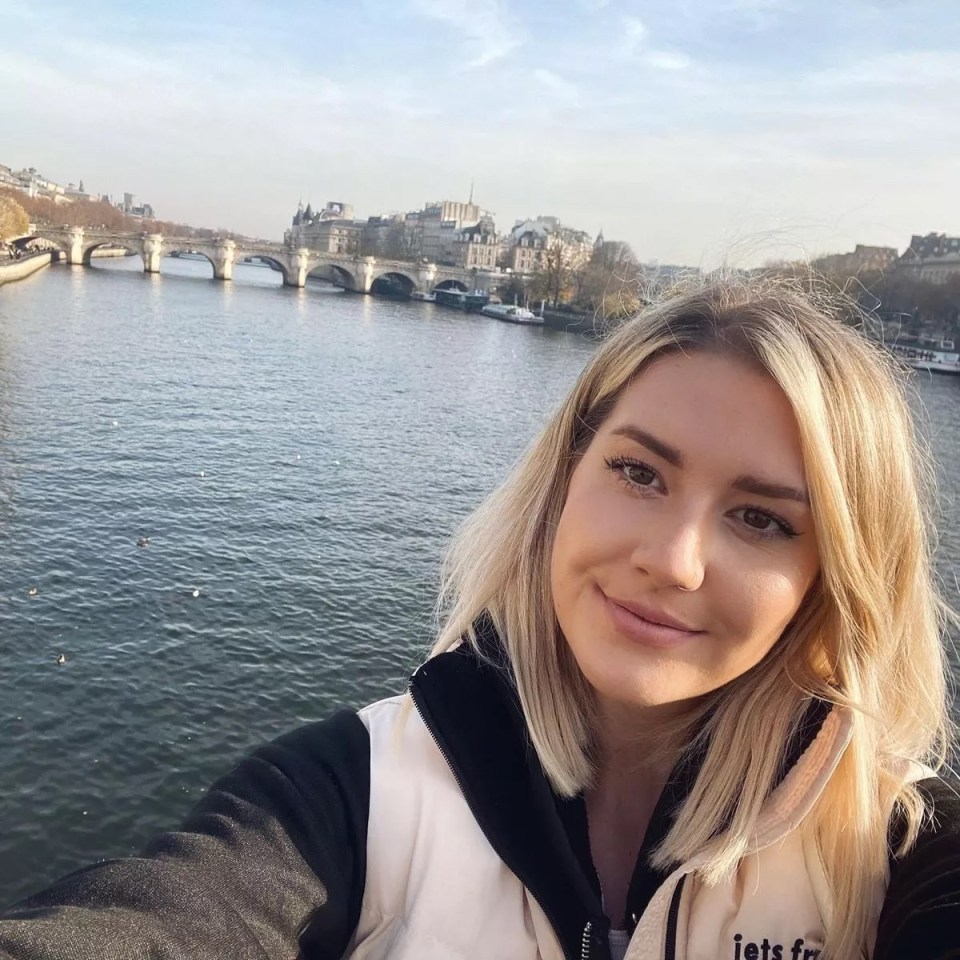 Selfie of Dervla Curran in Paris.