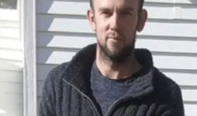 New Zealand police say Tom Phillips would not have surrendered