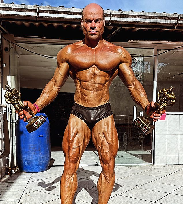 Brazilian bodybuilder Valter de Vargas Aita was stabbed to death on Sunday morning