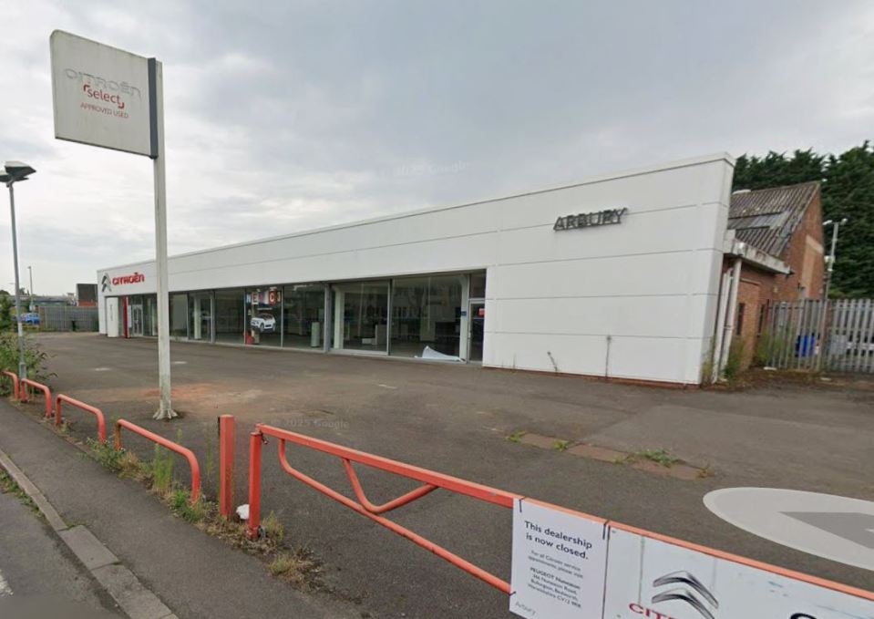 The Arbury Citroën dealership at 116 Weddington Road, Nuneaton, England.
