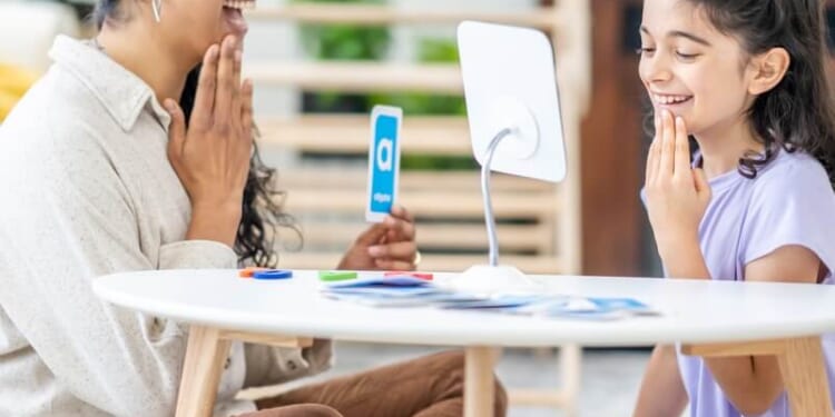 Full-Time vs. Part-Time: Which M.S. in Speech-Language Pathology Track Is Right for You?