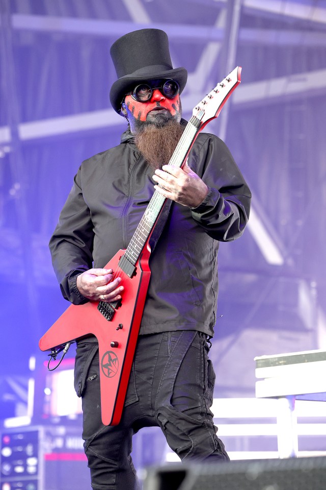Greg Tribbett of Mudvayne performs in concert.