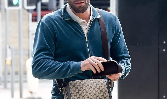 Jack Fincham was supported by his on-and-off girlfriend Chloe Brockett as he showed off his nasty injuries after his latest bout in the ring on Sunday