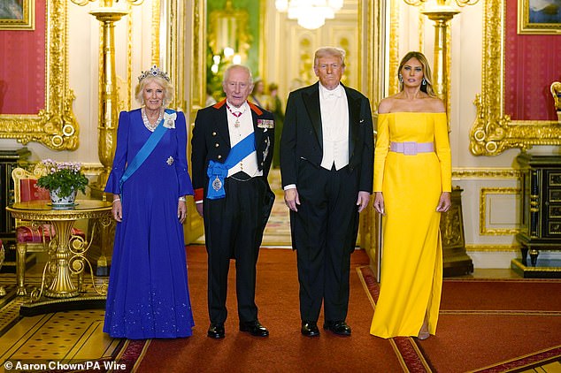 The two couples posed for photos before they entered the dining hall for the prestigious dinner