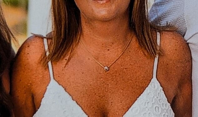 Pictured: Ann-Marie O¿Gorman, who was electrocuted while holding a charging mobile phone in a bath last year