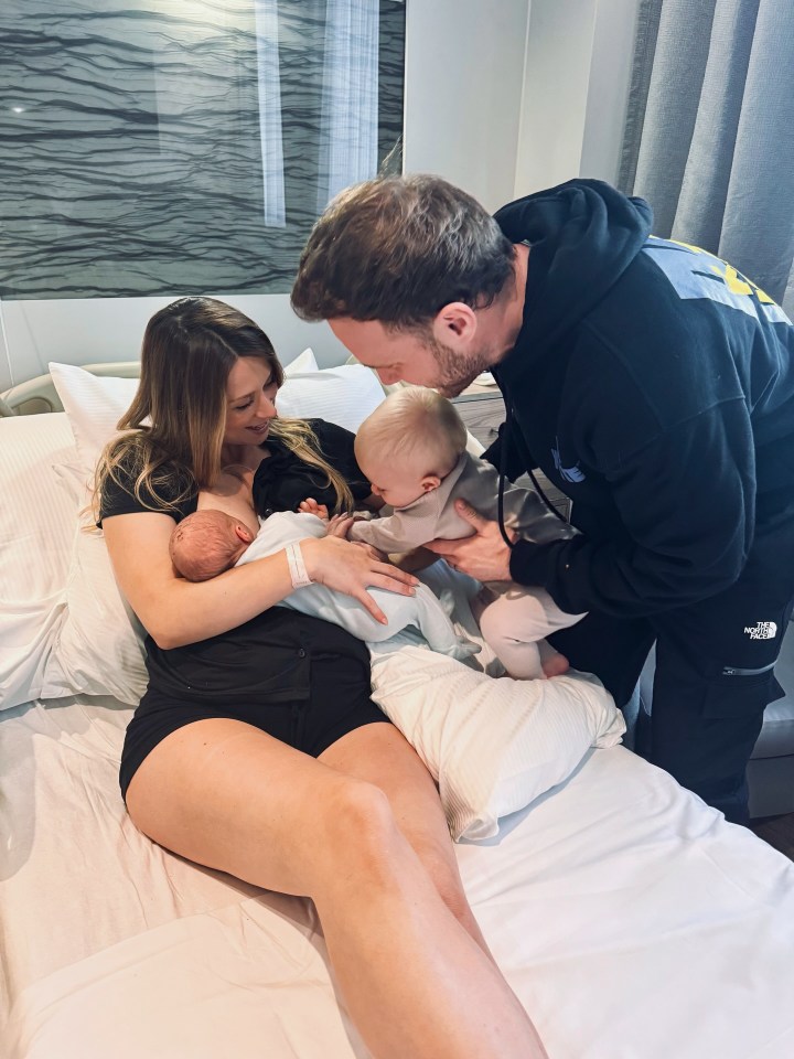 Olly Murs' daughter meeting her baby sister.