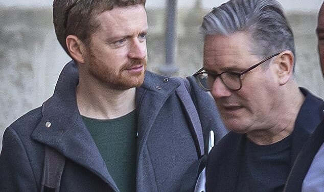 Morgan McSweeney with Sir Keir Starmer in Downing Street