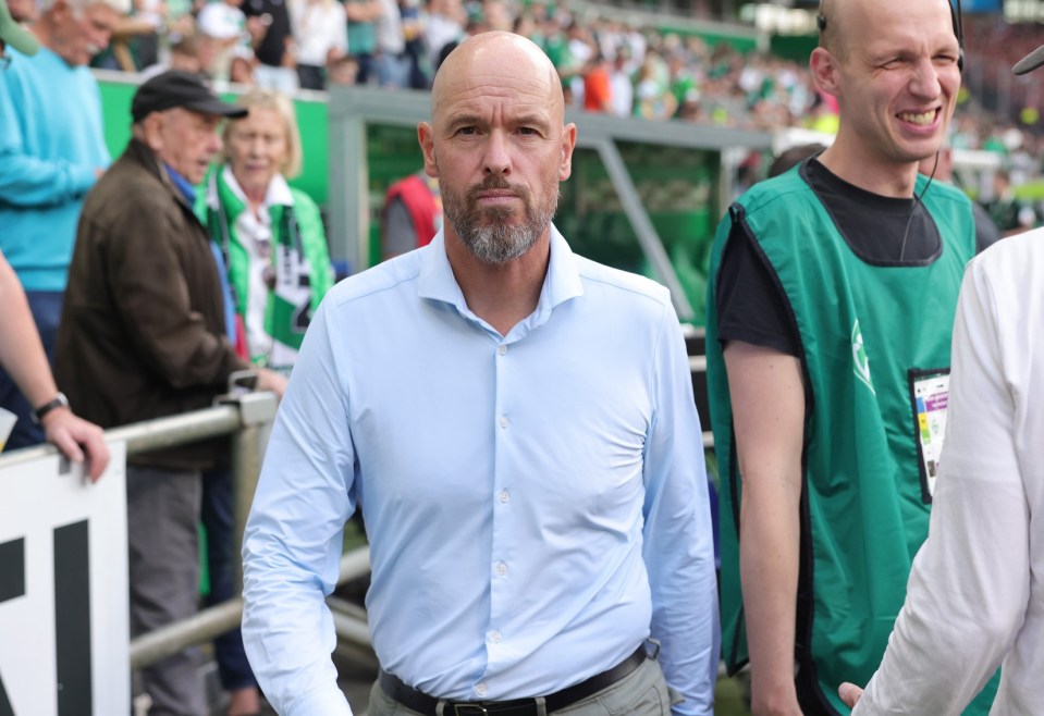 BREMEN, GERMANY - AUGUST 30: Erik ten Hag of Bayer Leverkusen Head Coach Trainer looks on during the Bundesliga match between SV Werder Bremen and Bayer 04 Leverkusen at Weserstadion on August 30, 2025 in Bremen, Germany. (Photo by Jürgen Fromme - firo sportphoto/Getty Images)