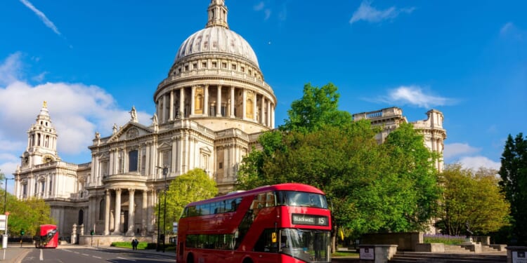 The End of English Christianity