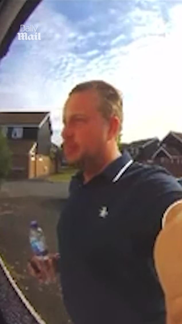 In highly unpleasant footage from her Ring doorbell, Skinner can be seen outside for a minute and a half, despite Amy-Lucy making it clear she doesn’t want to talk