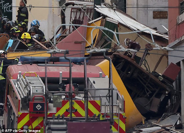 At least 20 people have been hurt after Lisbon's famous Gloria Funicular derailed