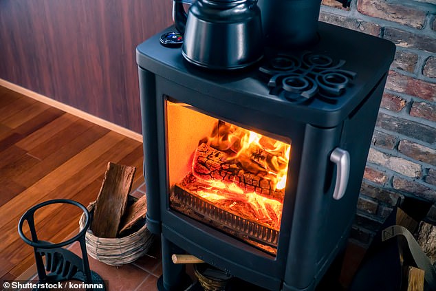 Wood-burning stoves can damage the lungs in a similar way to cigarette smoke, researchers have warned