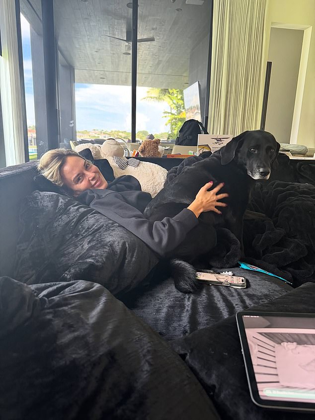 Alongside the emotional message, Jena shared a series of photos from her pregnancy