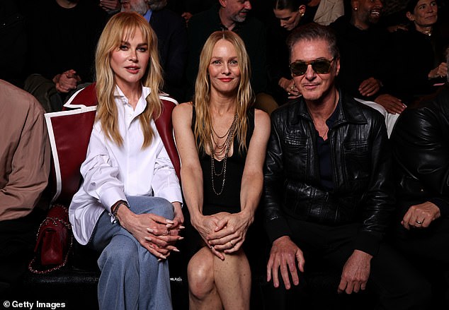 Nicole Kidman and Vanessa Paradis posed in the front row