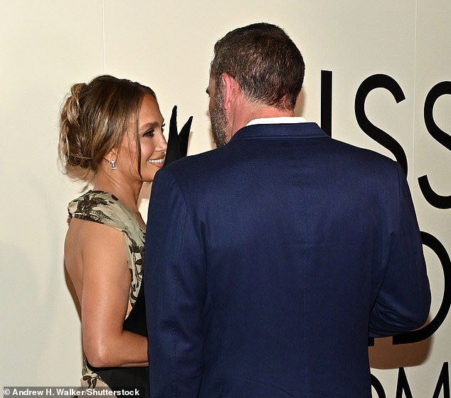 The Hollywood director and actor and his ex-wife Jennifer Lopez surprised fans by putting on an incredibly familiar display as they promoted their new film