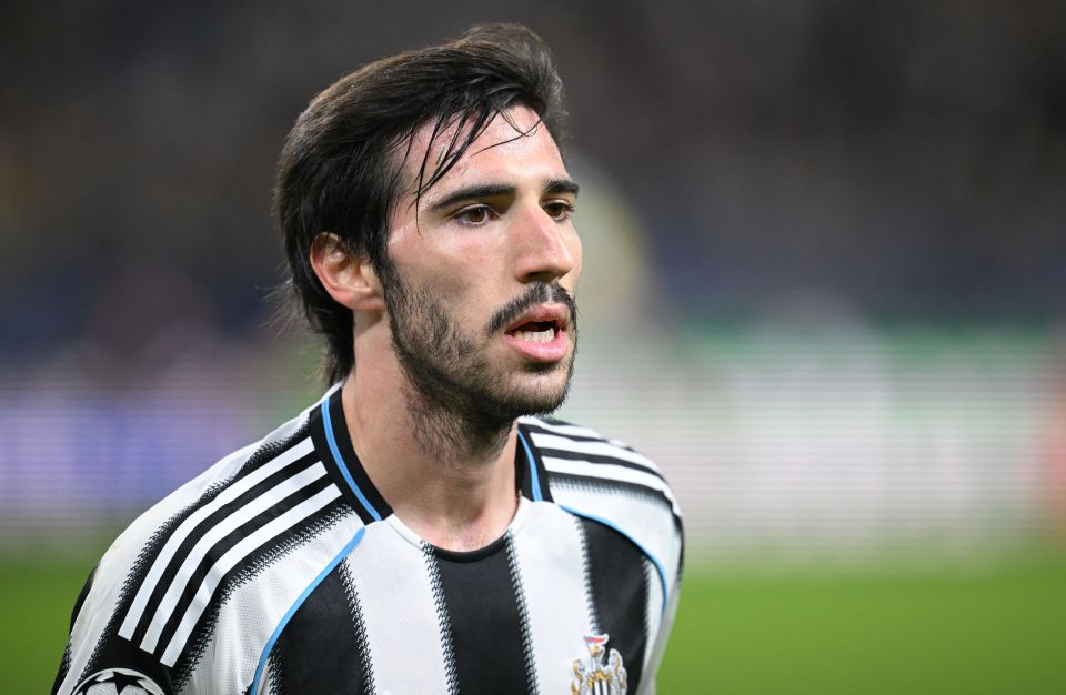 Sandro Tonali in action for Newcastle United.