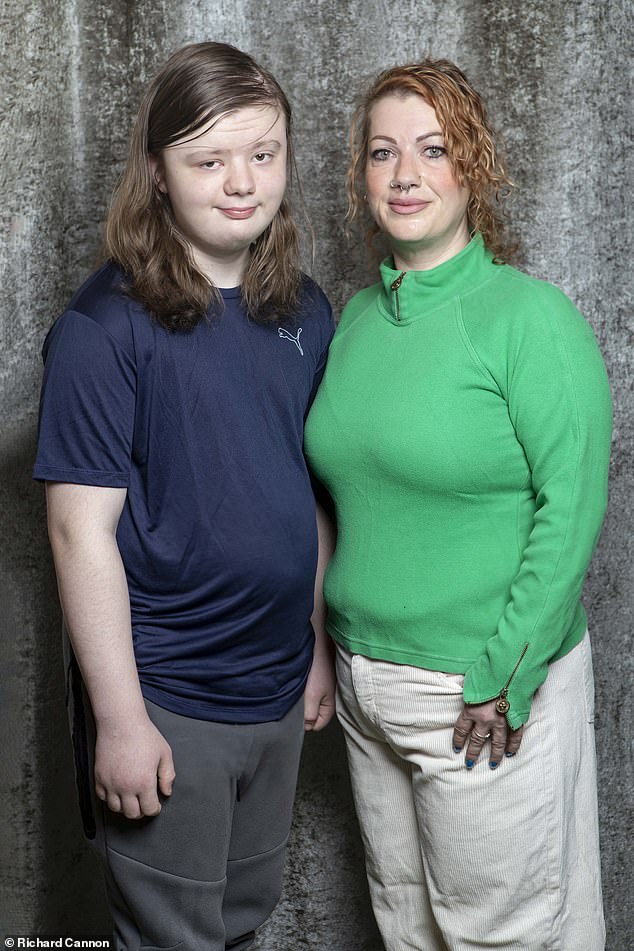 Michelle's drastic weight loss enabled her to save Leo's life. Leo now has normal kidney function after it had dropped to as low as 5 per cent