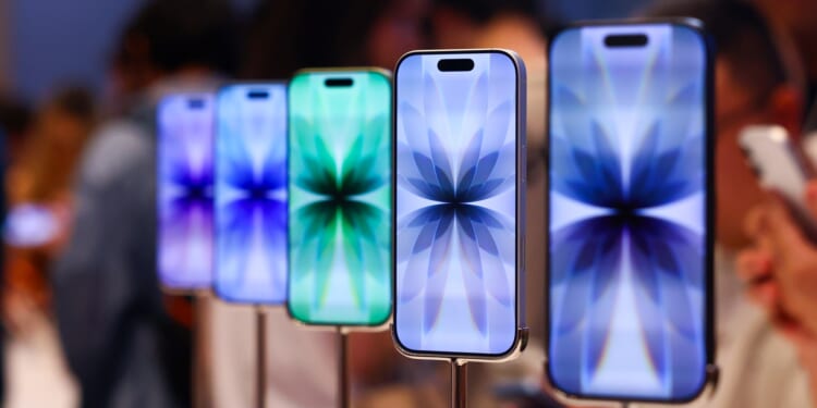 High street chain giving out FREE £10 vouchers if you hand in old tech and gadgets