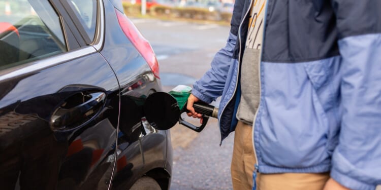 Cheapest UK supermarket to fill up on petrol this weekend - and you could save 3p a litre