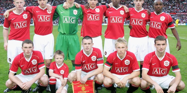 Former Man Utd star who played under Sir Alex Ferguson and scored in FA Cup final makes shock return to Old Trafford