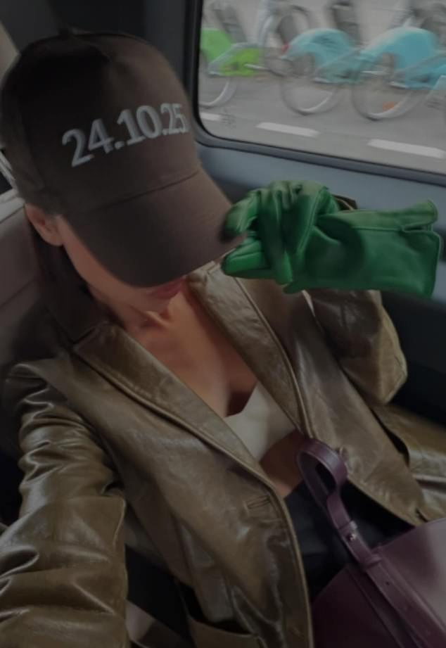 In recent weeks it seems hints towards new music have really accelerated, with Cruz's girlfriend Jackie Apostel also getting in on the froggy games