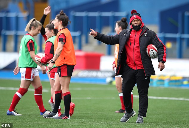Abrahams, was in charge of Wales' women's team between November 2020 to July 2021