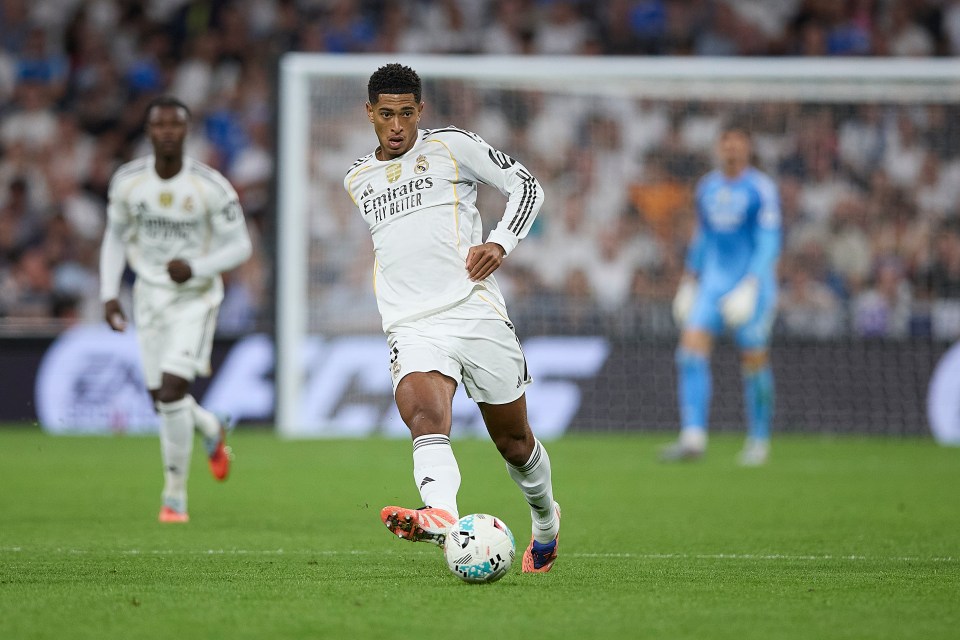 Jude Bellingham of Real Madrid CF controlling the ball during a LaLiga EA Sports match.