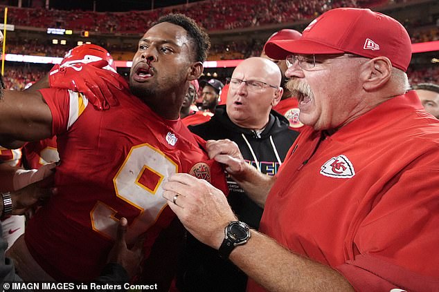 Smith-Schuster had blood coming from his nose as Chiefs officials pull him away from the fight