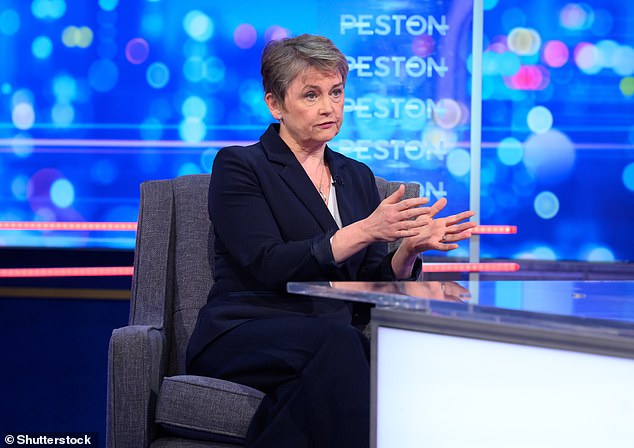 The Foreign Secretary refused to say if Matthew Collins should remain in his post or if she had confidence in his ability in the deepening row over how Beijing is handled by Labour.