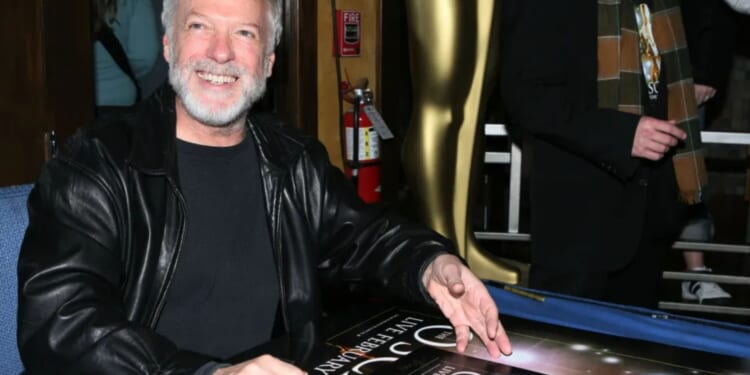 Tributes to artist who designed movie posters for Star Wars, Harry Potter & Indiana Jones