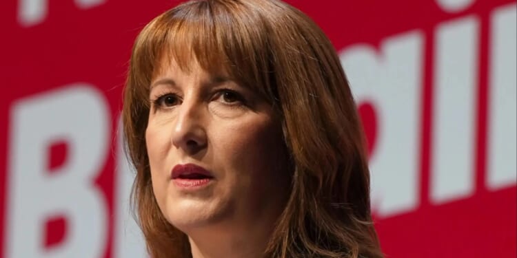 Blow for savers plotted in Budget as Rachel Reeves eyes up Cash ISA cut