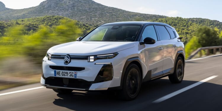 I drove the new Citroën C5 Aircross – it’s the ultra-comfy family SUV that puts smooth rides over sporty thrills