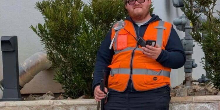 Dad, 25, collapsed and died of fentanyl poisoning just hours after touching a joint he found at work