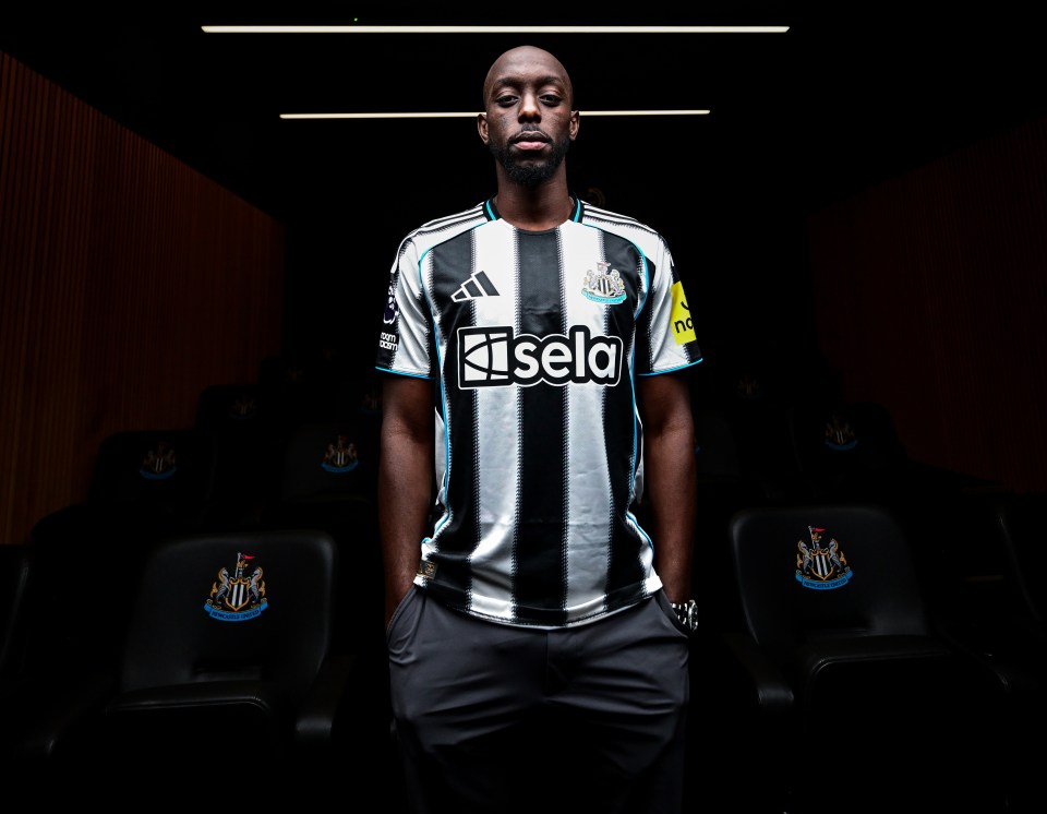 Newcastle United Unveil New Signing Yoane Wissa