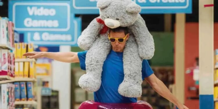 Channing Tatum charms in bizarre true story of a toy shop fugitive – but moral muddle keeps it gripping