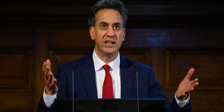 Ed Miliband’s green agenda risking British jobs and hammering home-grown manufacturing, Labour MP warns