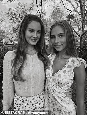 Pictured: Mars with pop superstar Lana Del Rey