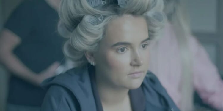 ‘Diva’ Molly-Mae cuts filming of Prime Video series before explosive backstage row with family in VERY awkward moment