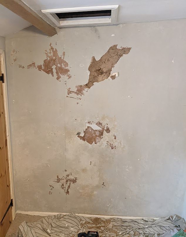 Damp coming through the walls on the same day the installers finished their insulation works