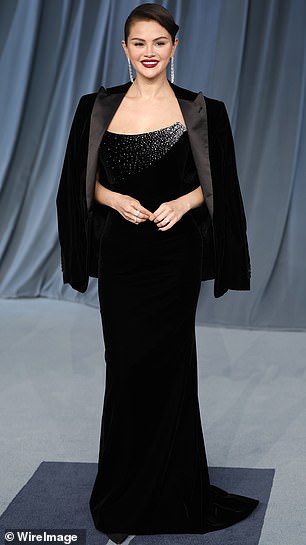 The Only Murders In The Building star draped a black velvet blazer over her shoulders and slipped into a pair of chic black shoes