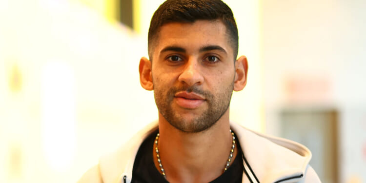 Cristian Romero forced to pull out of Tottenham starting XI minutes before kick-off in Aston Villa clash