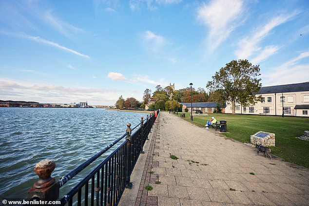 When Hardman spoke to residents of all backgrounds on Reform Road, noone seemed to have problems with St George's Flags being flown