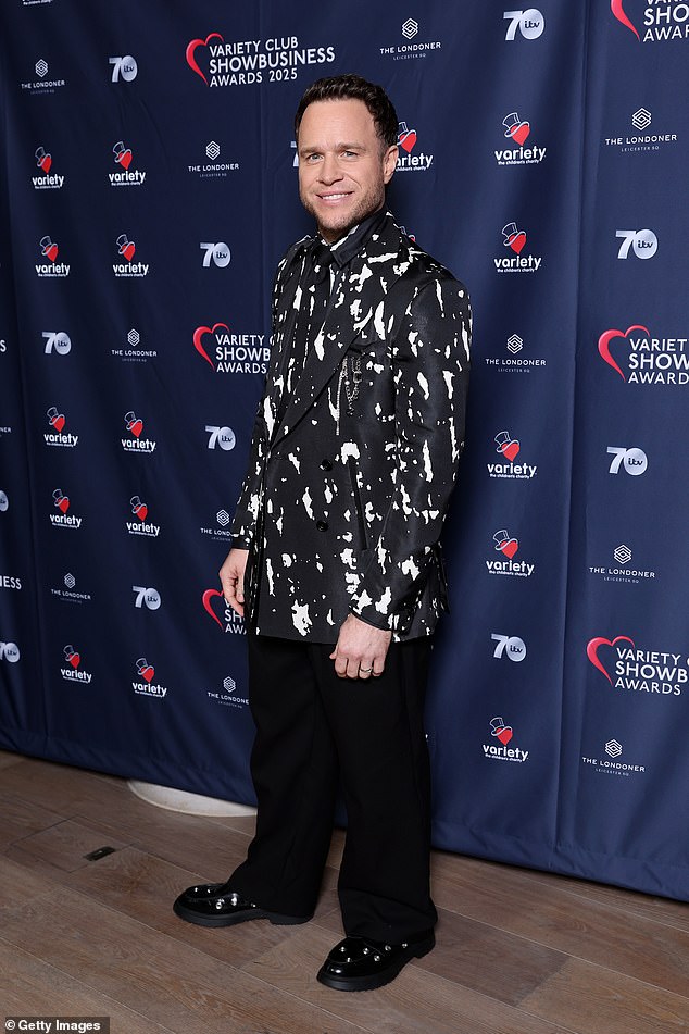 Appearing at the 2025 Variety Club Showbusiness Awards in London on Sunday (Pictured), Olly confessed that he and Amelia are in a new phase of their relationship