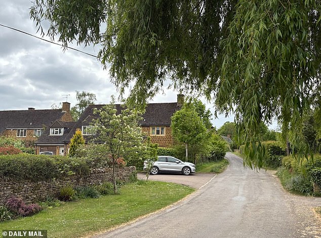 The tiny Oxfordshire getaway is surrounded by fields, small woodland and rolling hills