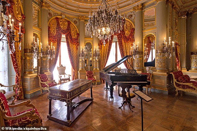 With its 70 opulent rooms and a $500 million valuation, the Breakers doesn¿t come cheap, with estimates of up to $100,000 for a wedding before factoring in food, drink and entertainment