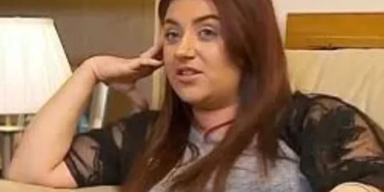 Gogglebox’s Izzi Warner looks slimmer than ever as she shows off weight loss in skintight dress