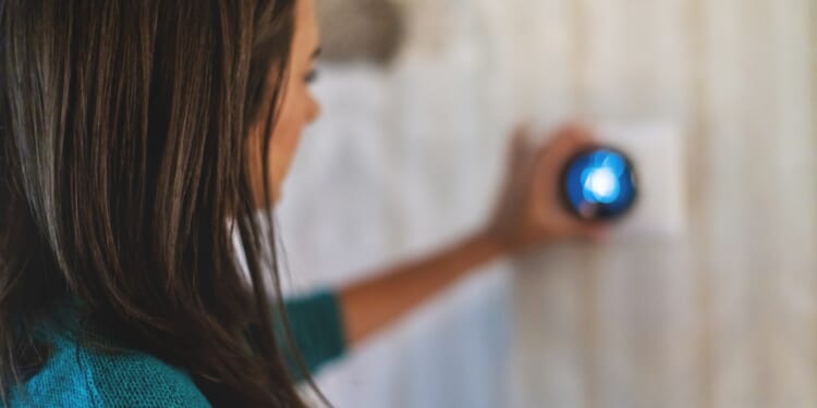 Turn off the heat for 10 hours with Walmart’s $7.48 ‘golden treasure’